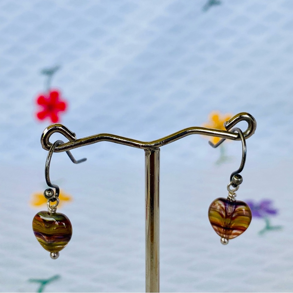 New Vintage Style Tiny Glass Heart Bead Pierced Earrings